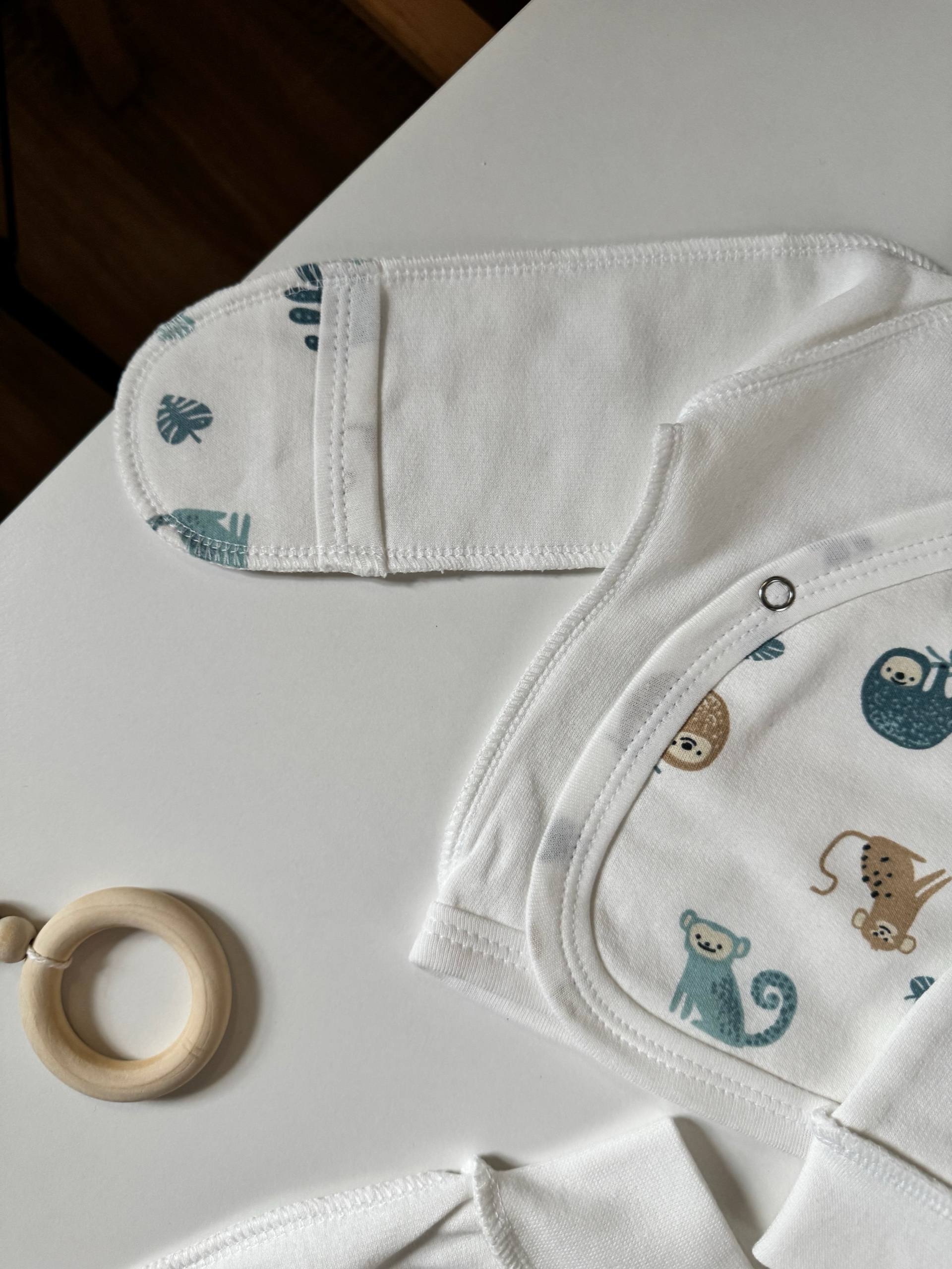 Комплект для новонароджених футер 56 сорочка, повзунята та шапочка - Фото 3 | Дитячий одяг Olivka Store